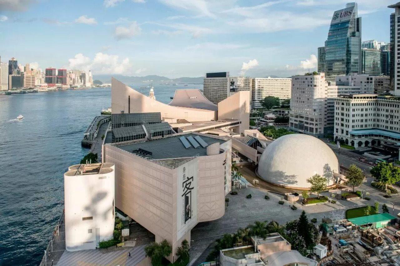 Seasons Hotel Hong Kong Exterior photo